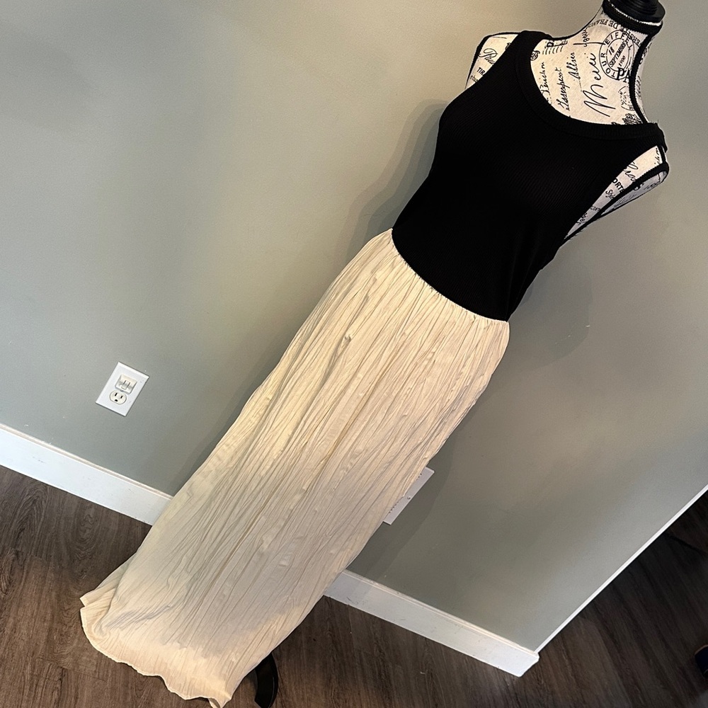 Zara Black / Cream Tank Dress . NEW